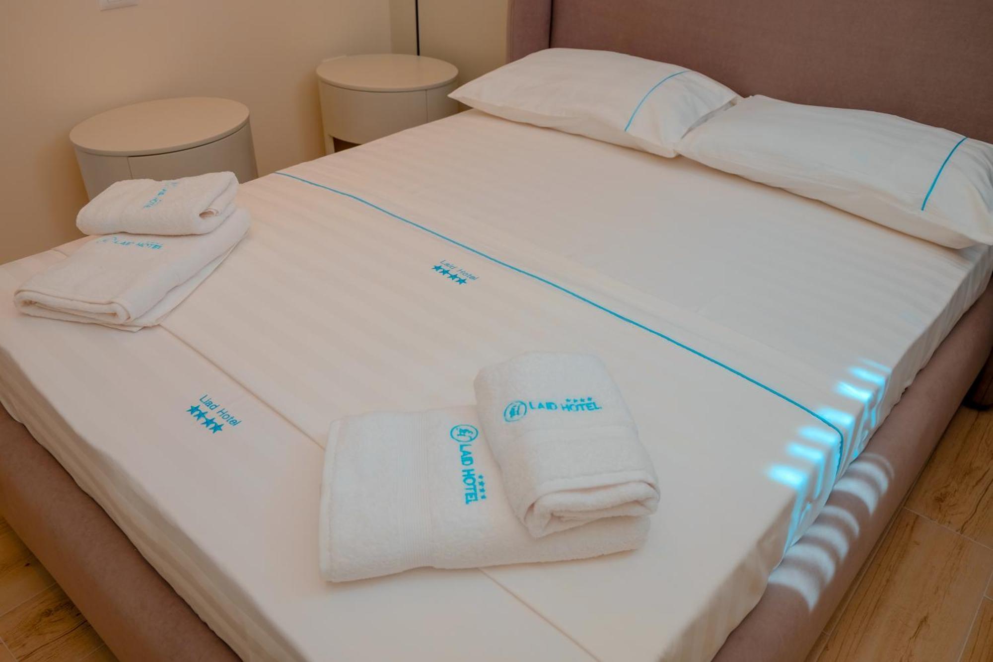 Laid Hotel Vlorë エクステリア 写真