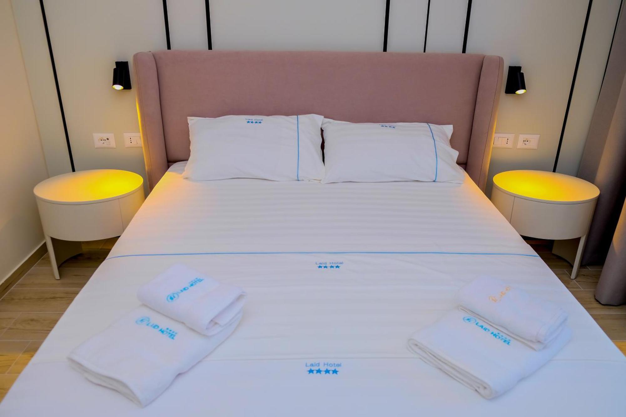 Laid Hotel Vlorë エクステリア 写真