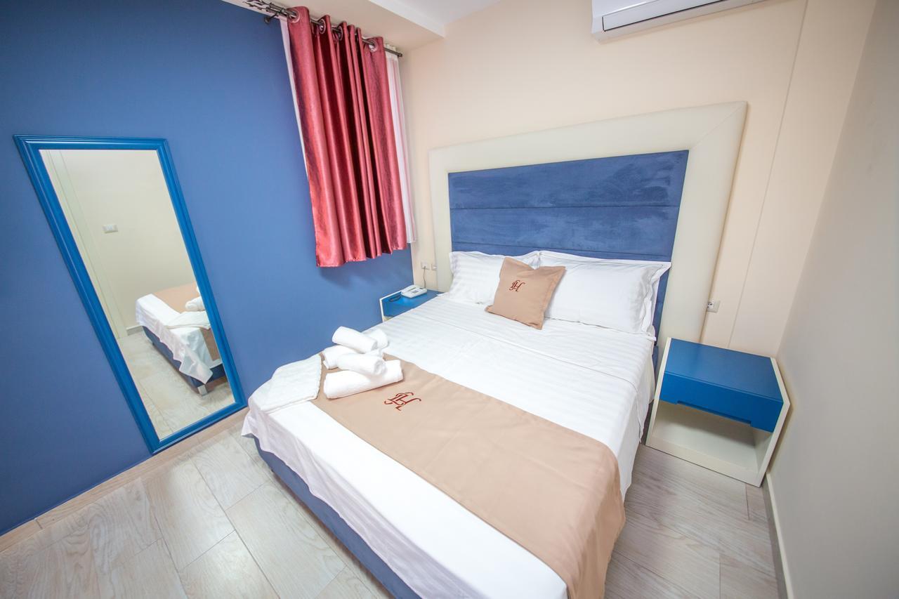 Laid Hotel Vlorë エクステリア 写真