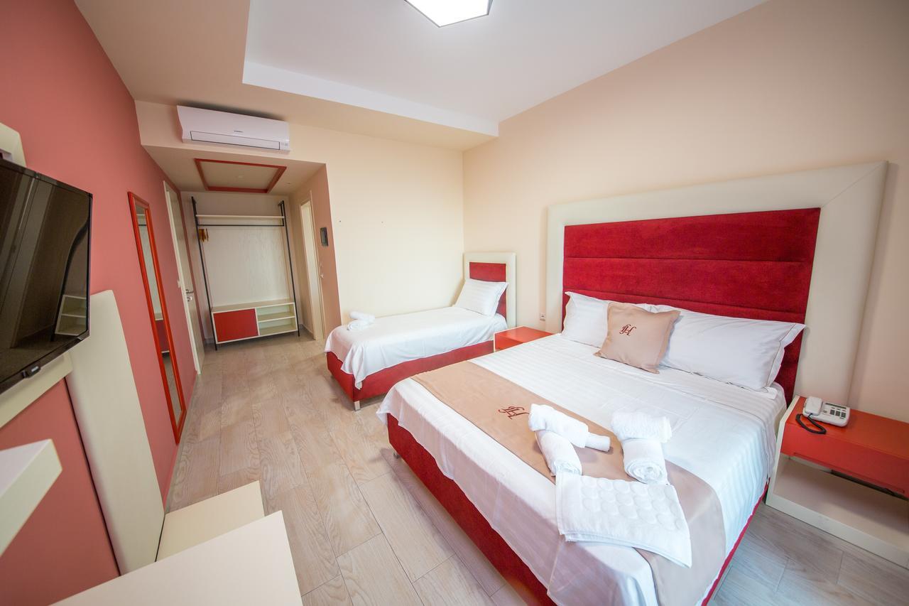 Laid Hotel Vlorë エクステリア 写真